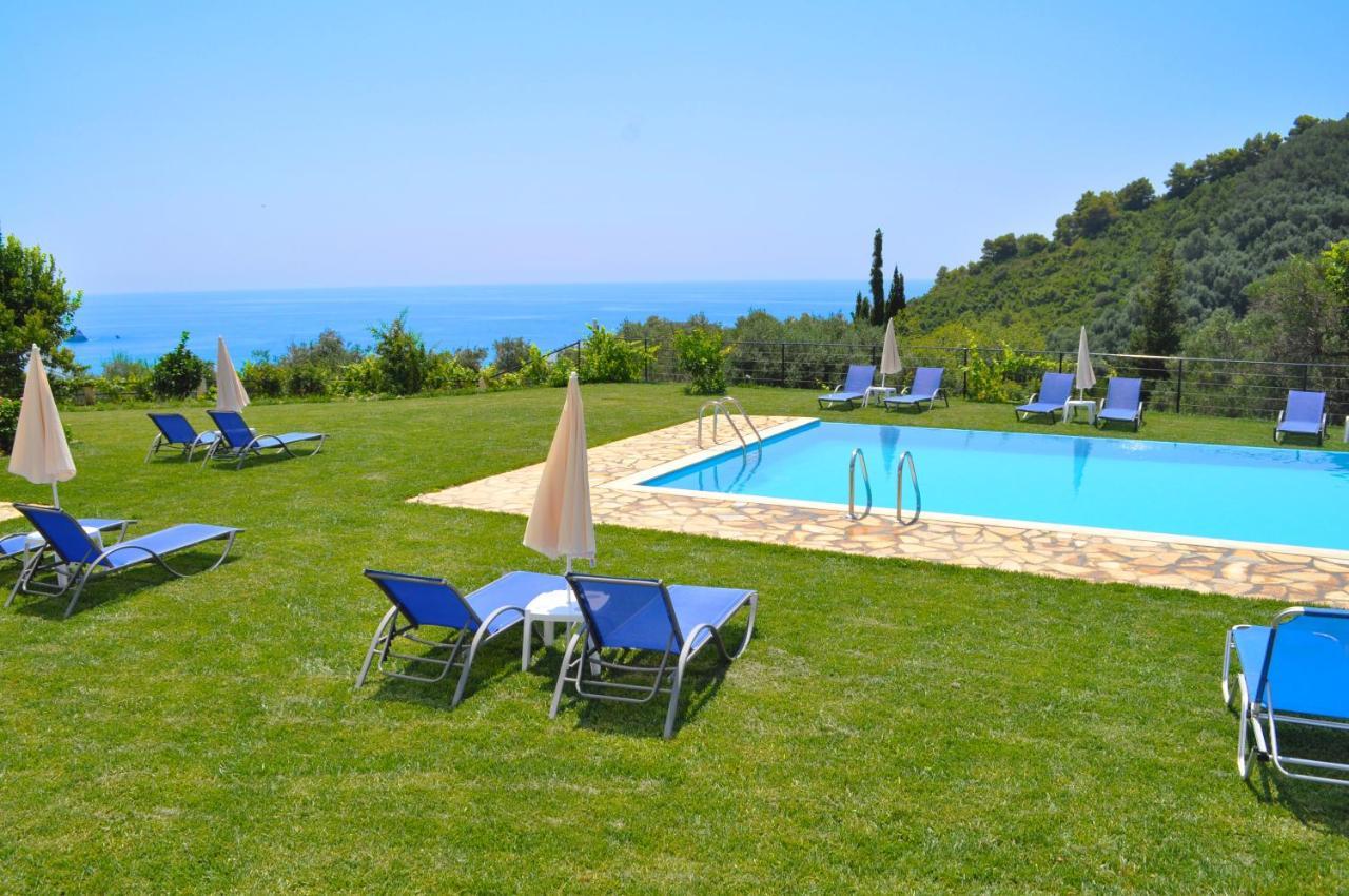 Luxury Loft Apartment With Pool - Pelekas Beach, Corfu Kültér fotó