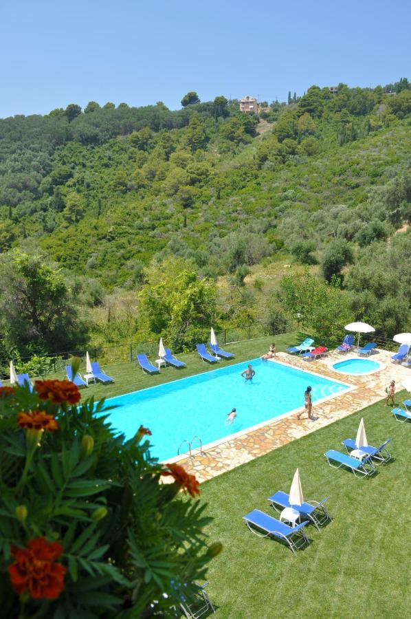 Luxury Loft Apartment With Pool - Pelekas Beach, Corfu Kültér fotó