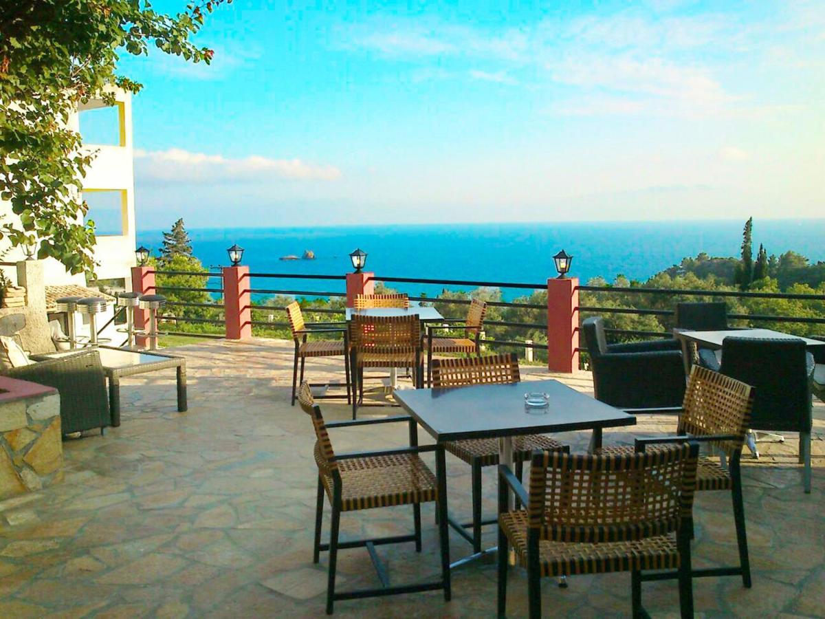 Luxury Loft Apartment With Pool - Pelekas Beach, Corfu Kültér fotó