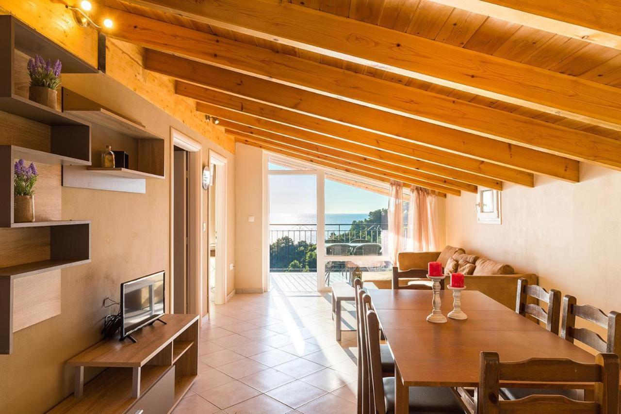 Luxury Loft Apartment With Pool - Pelekas Beach, Corfu Kültér fotó