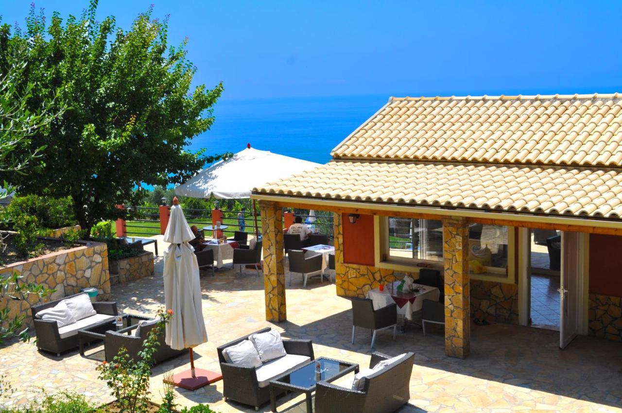 Luxury Loft Apartment With Pool - Pelekas Beach, Corfu Kültér fotó