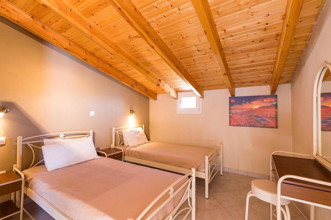 Luxury Loft Apartment With Pool - Pelekas Beach, Corfu Kültér fotó