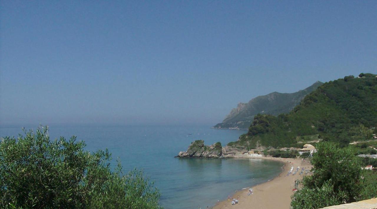 Luxury Loft Apartment With Pool - Pelekas Beach, Corfu Kültér fotó